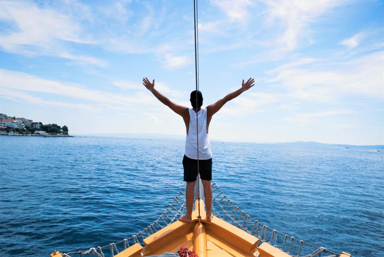 Rhythm Floating Hostel - Zadar Buitenkant foto
